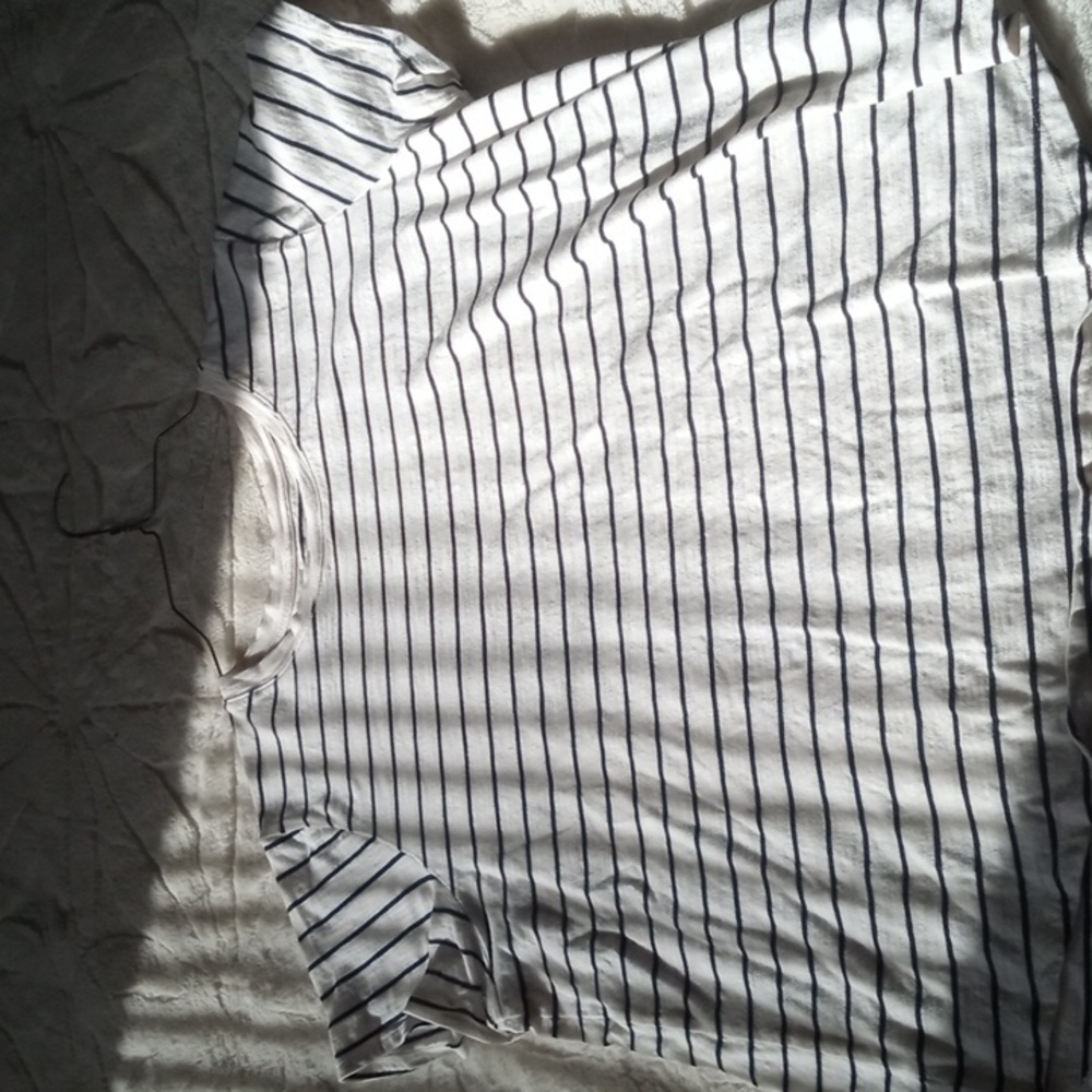 Tee shirt good